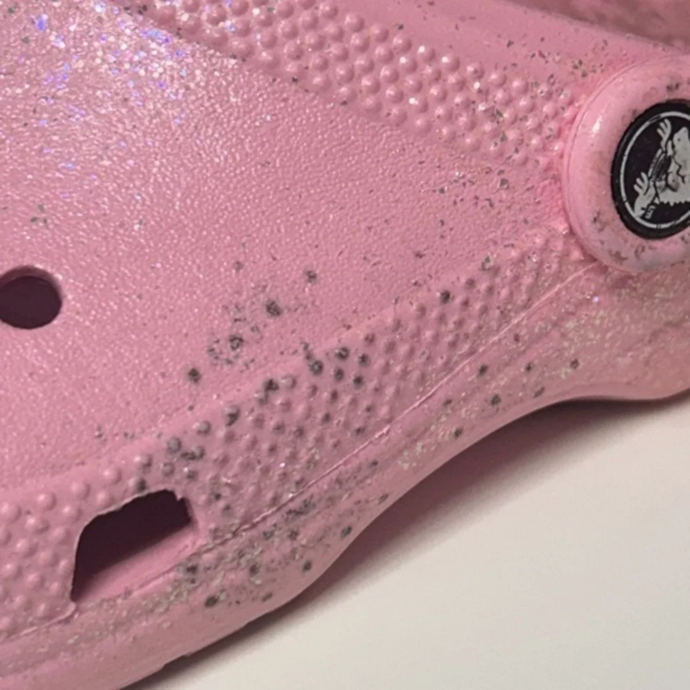 CROCS Pink‎ Sandals with Ventilation and Heel Strap